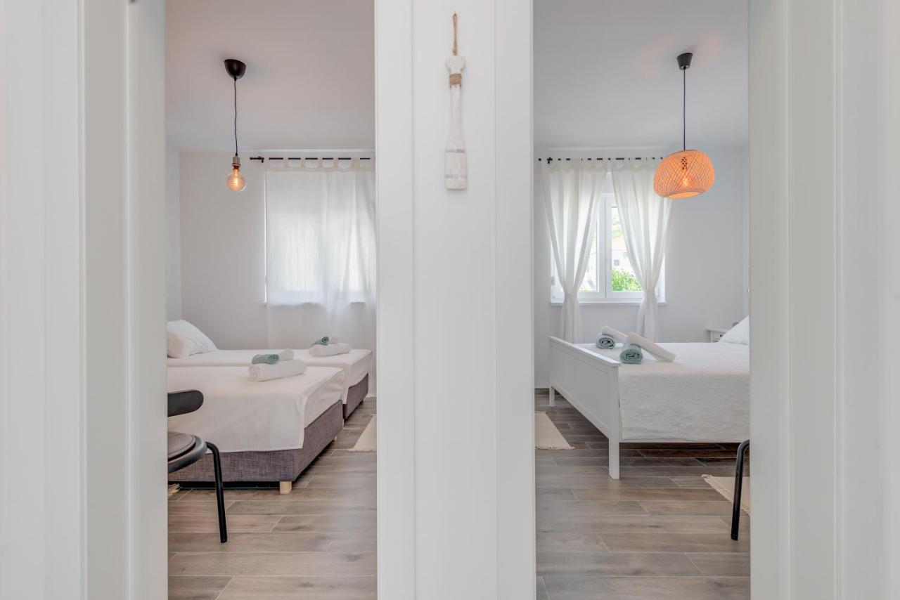 New And Chic Place Near Old Town Of Trogir Eksteriør billede