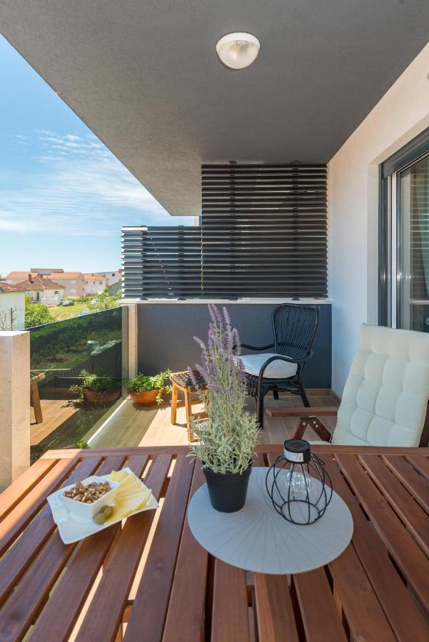 New And Chic Place Near Old Town Of Trogir Eksteriør billede
