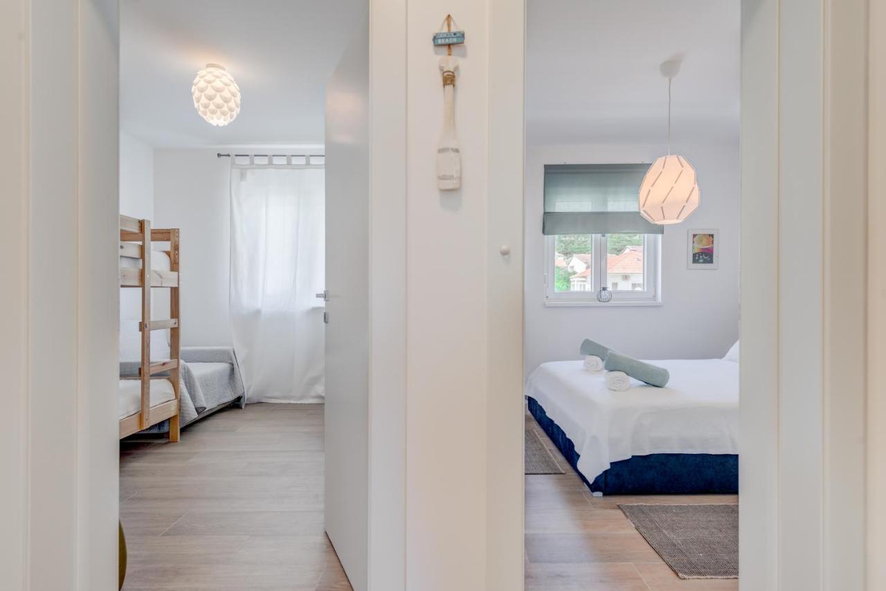 New And Chic Place Near Old Town Of Trogir Eksteriør billede