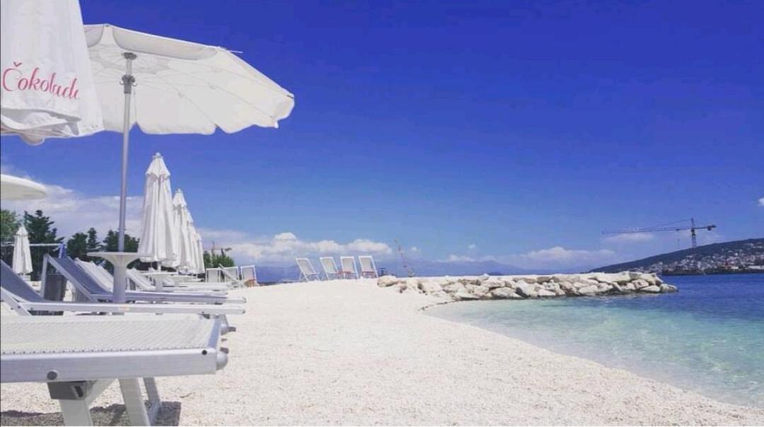 New And Chic Place Near Old Town Of Trogir Eksteriør billede
